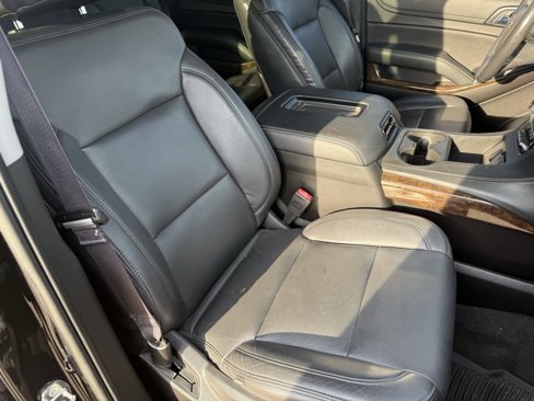 Used 2015 Chevrolet Suburban LS w/ Max Trailering Package image 18