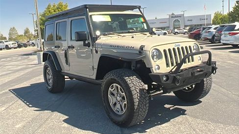 Used 2017 Jeep Wrangler Unlimited Rubicon w/ Cold Weather Group image 1