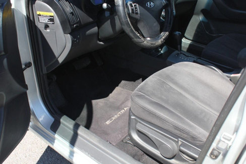 Used 2010 Hyundai Elantra GLS image 10