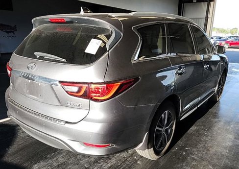 Used 2019 INFINITI QX60 Luxe w/ Essential Package image 3