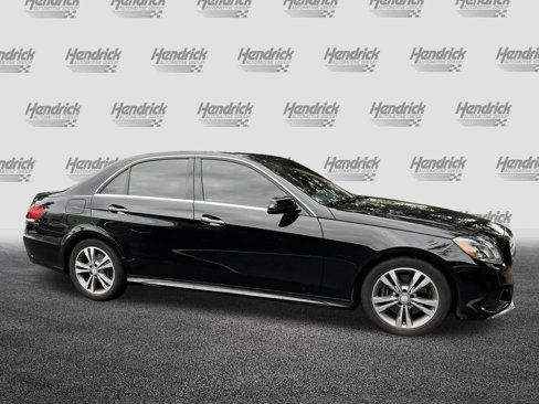 Used 2015 Mercedes-Benz E 250 BlueTEC Sedan image 10