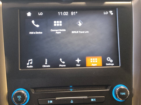 Used 2017 Ford Fusion SE w/ Fusion SE Technology Package image 25