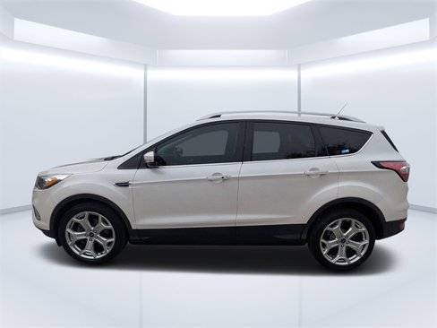 Used 2018 Ford Escape Titanium w/ Ford Safe & Smart Package image 6