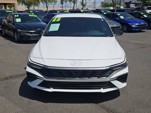 Certified 2025 Hyundai Elantra Sport image 2
