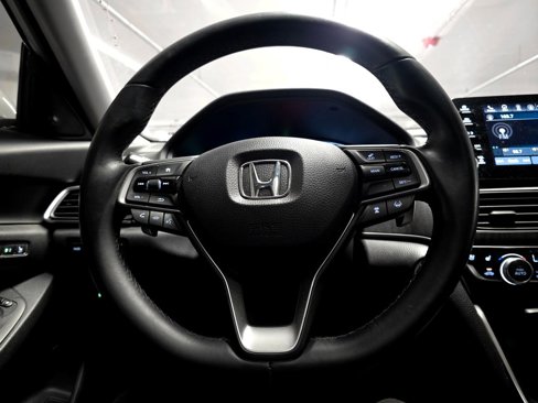 Certified 2018 Honda Accord Touring image 26