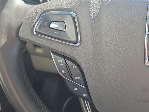 Used 2017 Lincoln MKX Reserve w/ Lincoln MKX Climate Package image 13