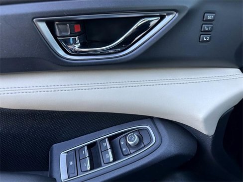 Used 2022 Subaru Ascent Limited w/ Technology Package image 11