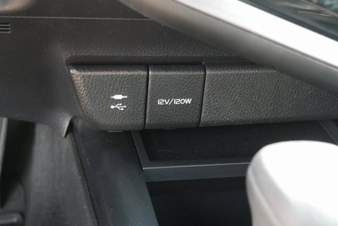 Used 2018 Toyota Camry LE image 21
