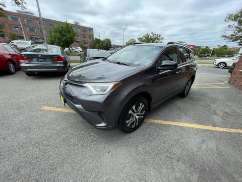 Used 2016 Toyota RAV4 LE image 7