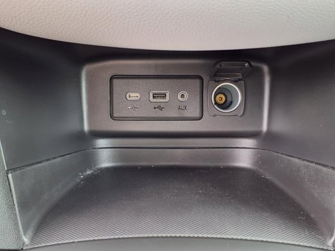 Used 2022 Chevrolet Equinox LS w/ LS Convenience Package image 12