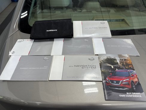Used 2014 Nissan Altima 3.5 SL w/ Technology Package image 45