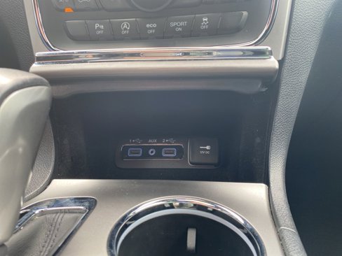 Certified 2018 Jeep Grand Cherokee Altitude image 24