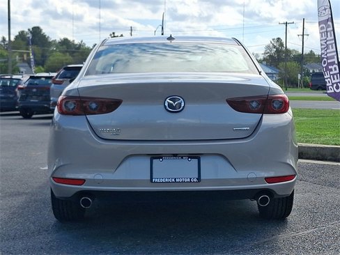 Used 2022 MAZDA MAZDA3 s image 5