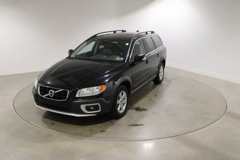 Used 2013 Volvo XC70 3.2 image 1