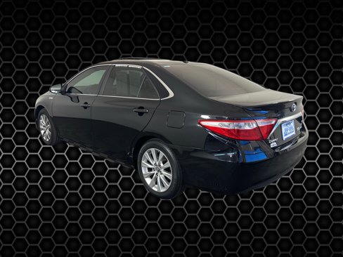 Used 2015 Toyota Camry XLE image 11