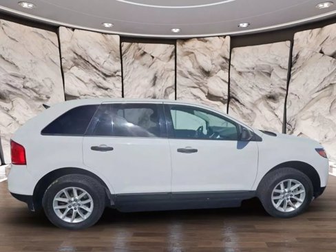 Used 2013 Ford Edge SE image 7