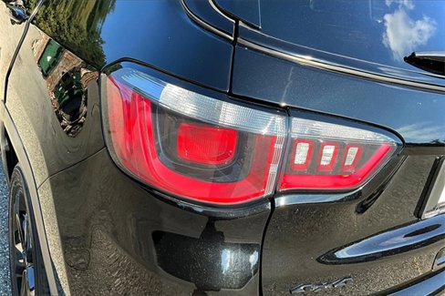 Used 2019 Jeep Compass Altitude image 23