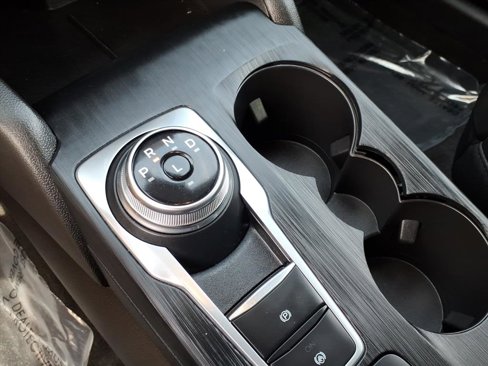 Used 2025 Ford Escape ST-Line image 23