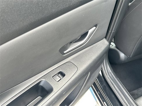 Certified 2023 Hyundai Elantra SEL w/ Convenience Package image 11