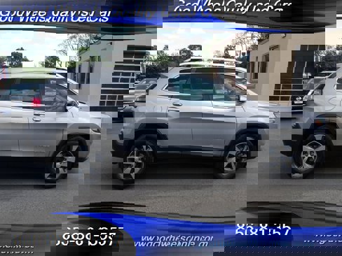 Used 2019 Jeep Cherokee Limited image 4