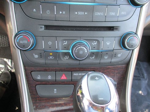 Used 2013 Chevrolet Malibu LTZ image 16