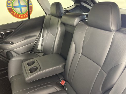 Used 2022 Subaru Outback Limited image 16