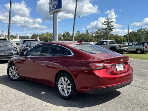 Used 2021 Chevrolet Malibu LT w/ Leather Package image 9