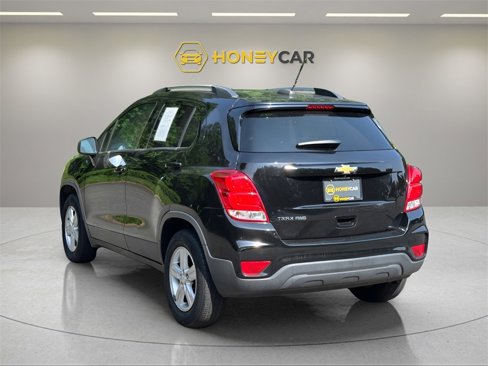 Used 2021 Chevrolet Trax LT image 32
