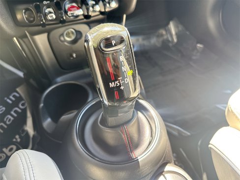 Used 2020 MINI Cooper S w/ Signature Upholstery Package image 19
