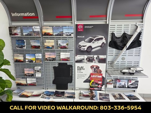 Used 2018 Nissan Rogue SV w/ Premium Package image 24