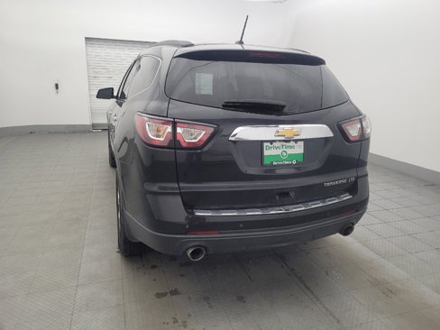 Used 2014 Chevrolet Traverse LTZ image 6