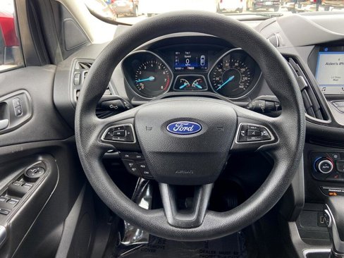 Used 2019 Ford Escape SE image 15