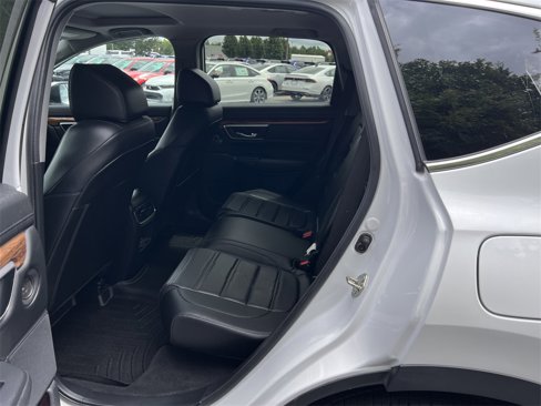 Used 2020 Honda CR-V Touring image 11
