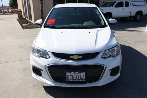 Used 2017 Chevrolet Sonic LT image 9