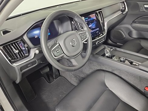 Certified 2025 Volvo S60 B5 Core image 16
