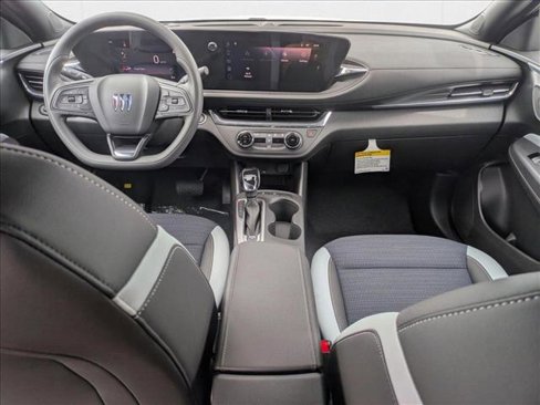 New 2025 Buick Envista Preferred image 17