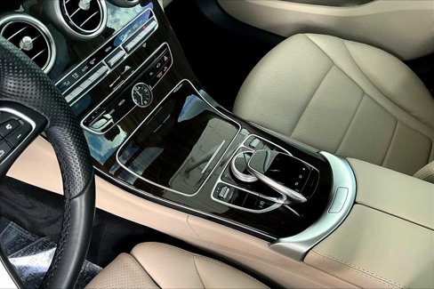 Used 2015 Mercedes-Benz C 300 Sedan image 14