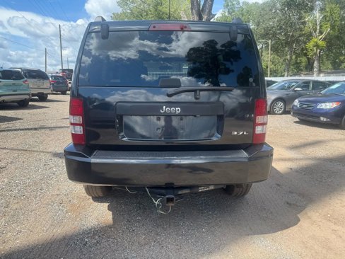 Used 2008 Jeep Liberty Sport w/ Popular Equipment Group image 4
