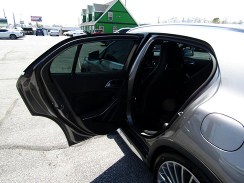Used 2019 Mercedes-Benz GLA 45 AMG 4MATIC image 19