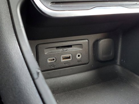 Used 2019 GMC Terrain SLT image 29