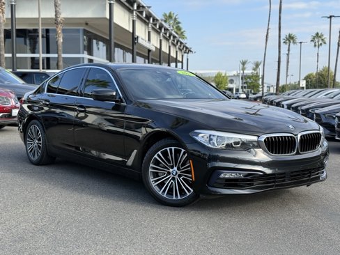 Used 2018 BMW 530i image 1