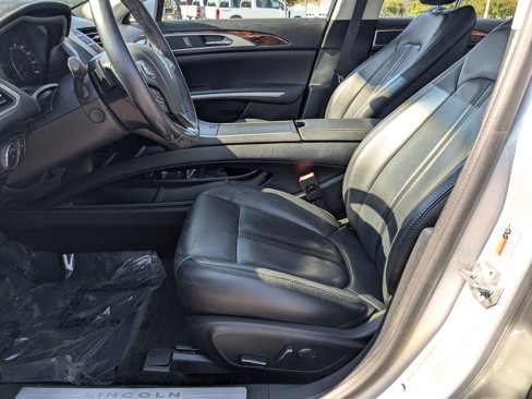 Used 2016 Lincoln MKZ w/ Equipment Group 200A Select image 15