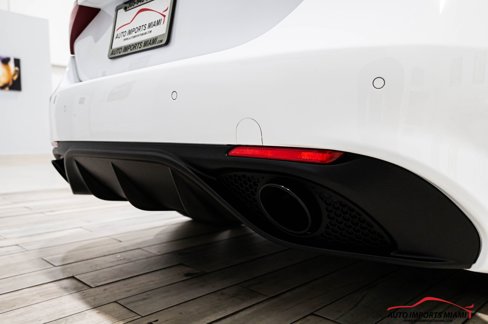 Used 2022 Alfa Romeo Giulia Veloce image 29