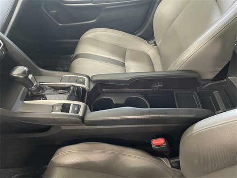 Used 2018 Honda Civic Touring image 24