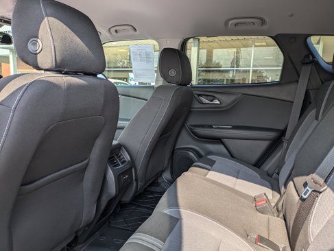 Used 2023 Chevrolet Blazer LT w/ Convenience Package image 11