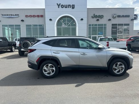 Used 2024 Hyundai Tucson SEL image 2