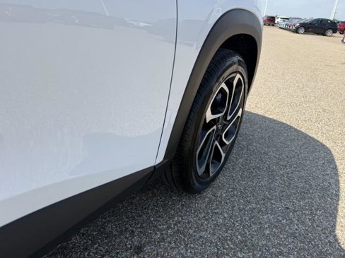 New 2025 Chevrolet Trax RS image 12