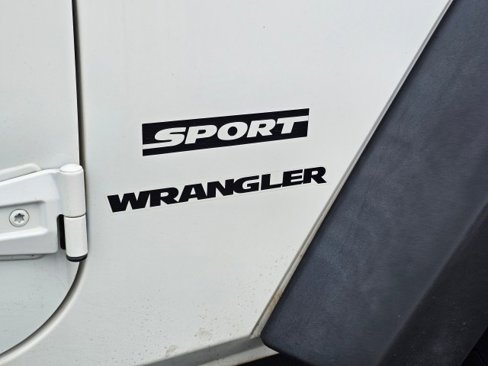Used 2010 Jeep Wrangler Sport image 10