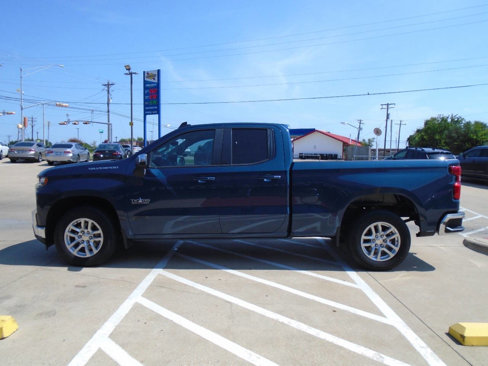 Used 2019 Chevrolet Silverado 1500 LT w/ Texas Edition image 4