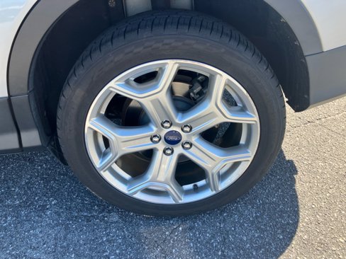Used 2017 Ford Escape Titanium image 25